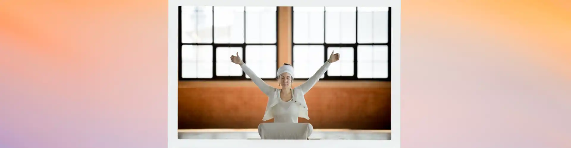 Kundalini jóga - Online Class by Just Plain  Yoga